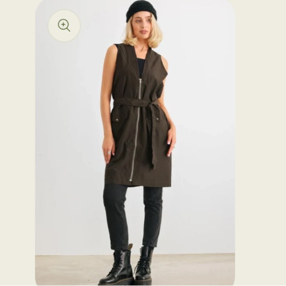 EXPRESS Olive Green Dress with Front Pockets.